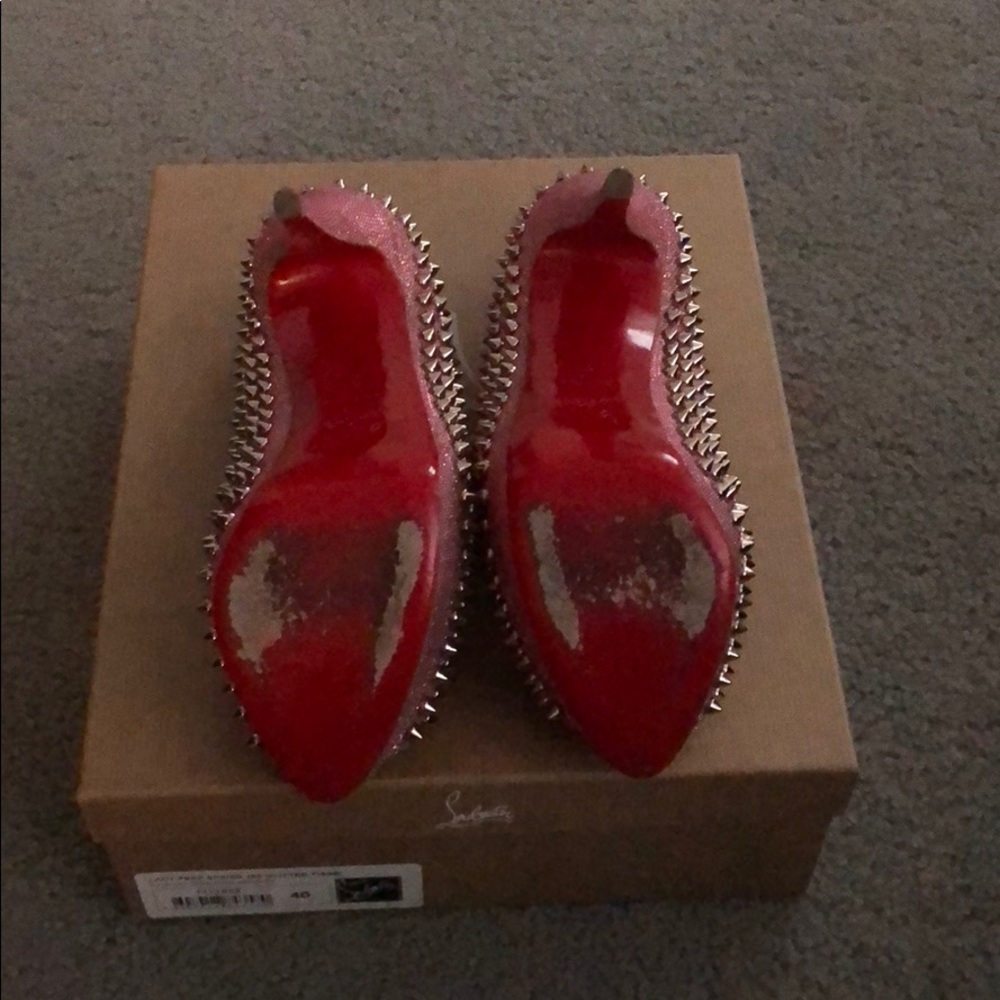 Christian Louboutin heels size 40 - Picture 4 of 5